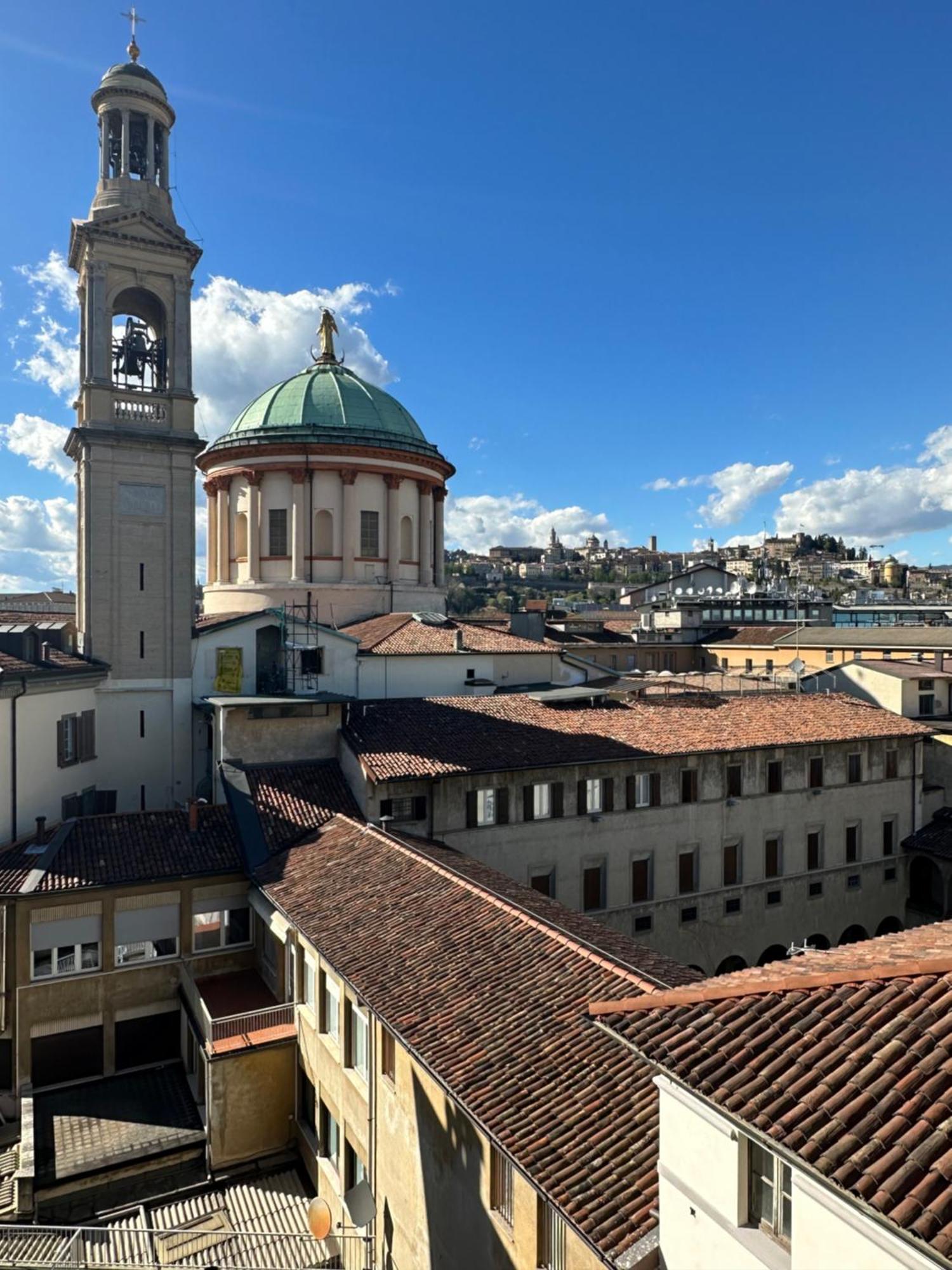 San Francesco Skyline Apartment Bergamo Luaran gambar